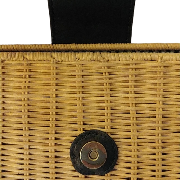 Talbots Wicker Seashell Convertible Clutch Handbag - Picture 5 of 5